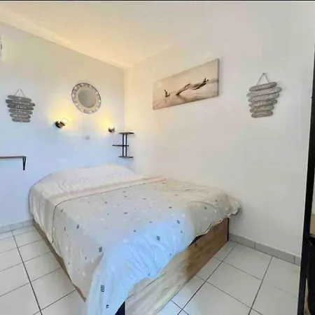 Apartment Vue Et Esterel-piscine