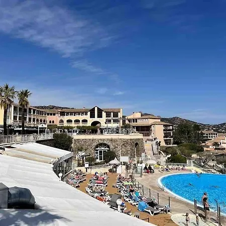 Vue Et Esterel-piscine